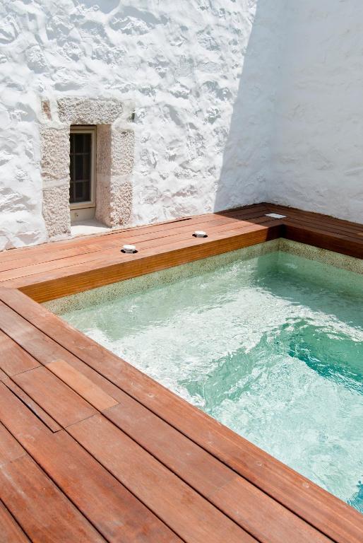 Cotommatae Hydra 1810 Hotel 4*