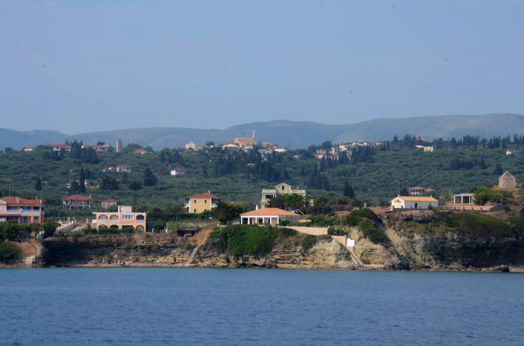 Aparthotel Petra Kypseli