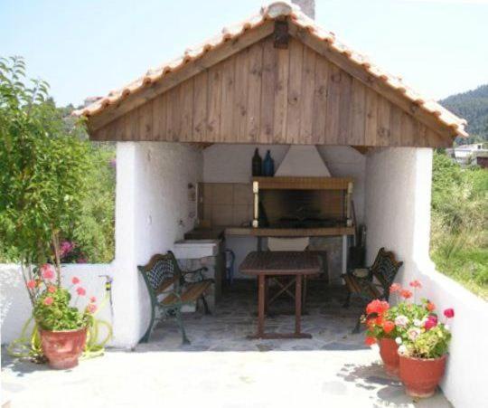 Pefki Villas *