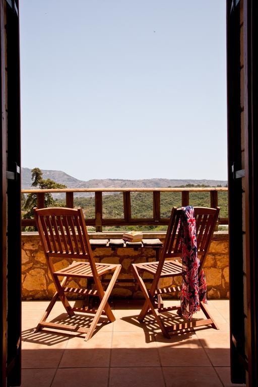 Villa Tsivaras Villas *