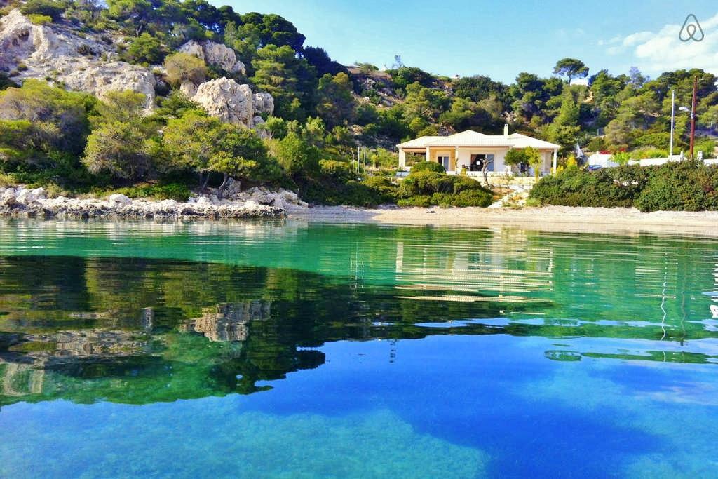 Oikonomou Luxury Villa
