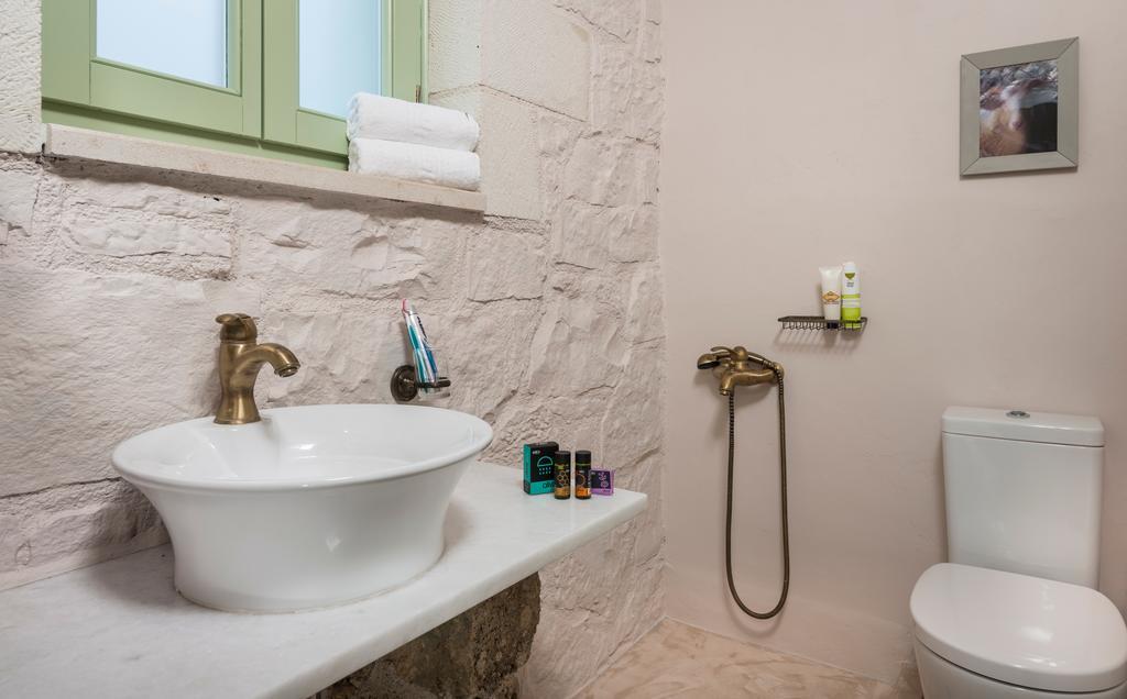 Boutique Petra Amanda Heated Pool Optional Villa Filippos