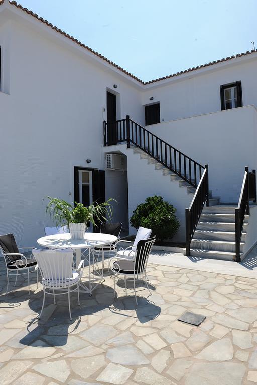 Guest house Korthi Andros Town