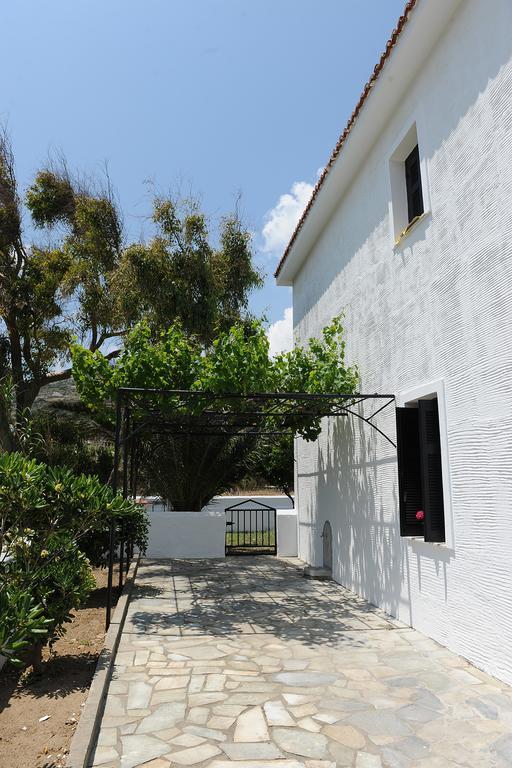 Korthi Andros Town