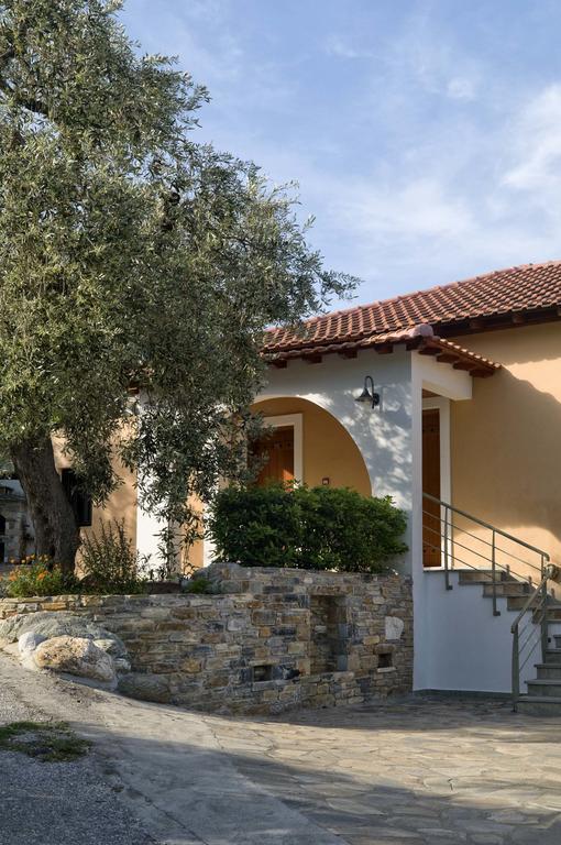 Aparthotel Sikia 3*