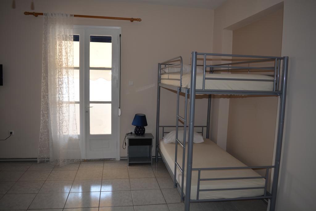 Iro Aparthotel