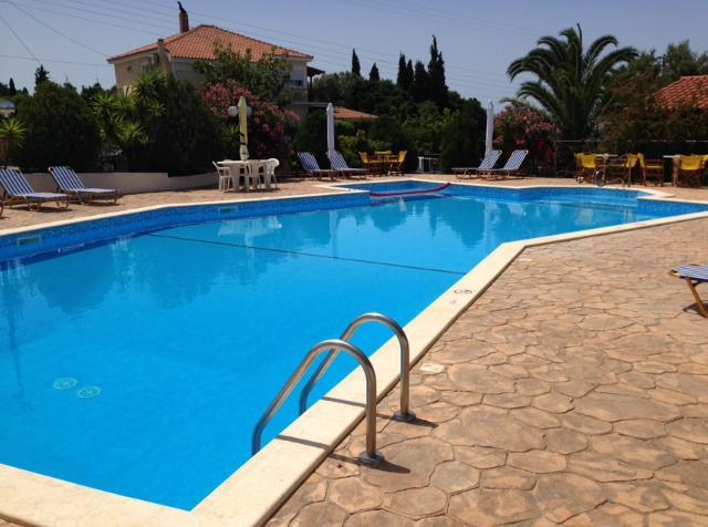 Aparthotel Erietta 3*