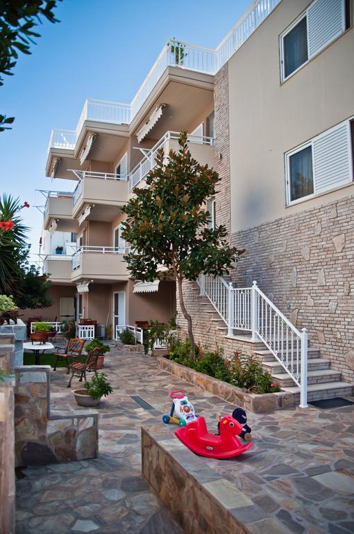 Hotel Sarti Beach *