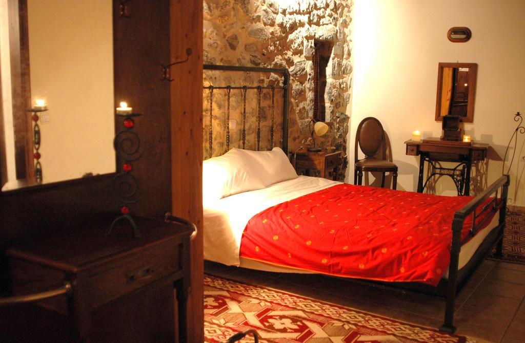 Archontiko Nikolopoulou Guest house Vytina