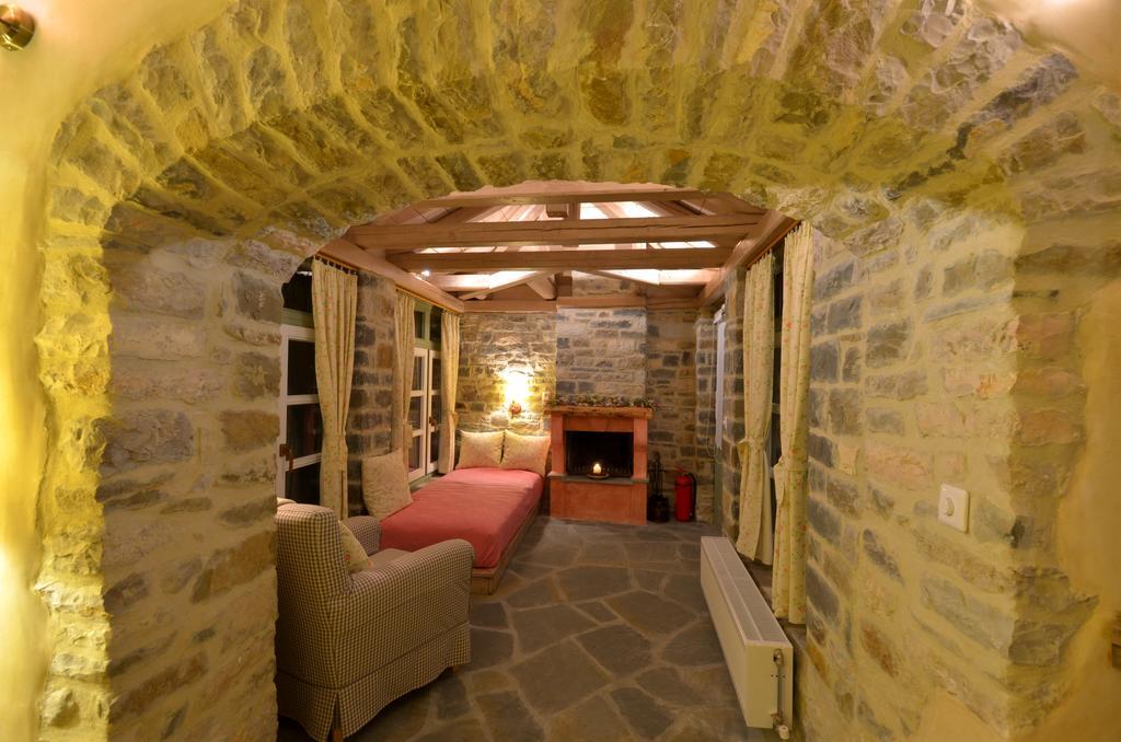 Papaevangelou Hotel