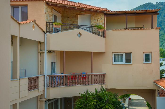 Ellas Hotel