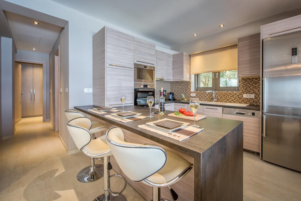 Villa Avra Luxury & Keri