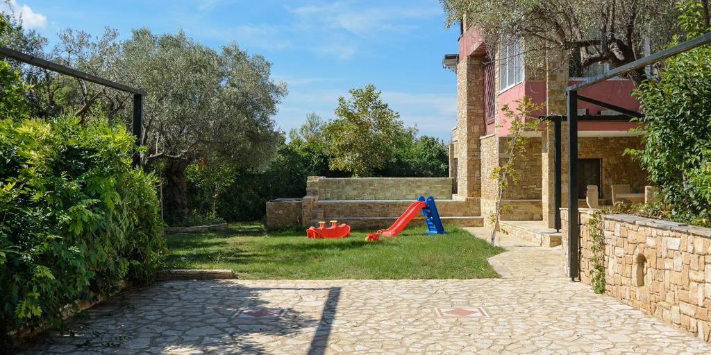 Maria Elena Villas Villa