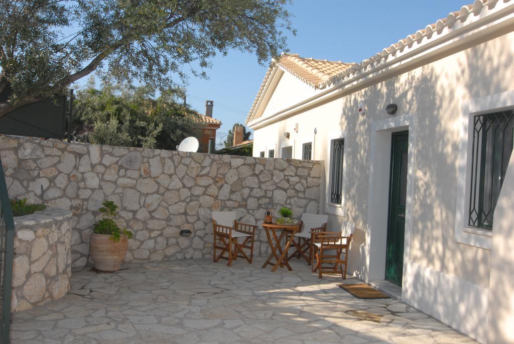 Oliviero Lygia (Lefkada)