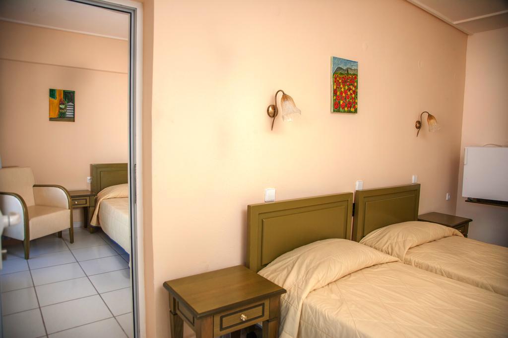 Niras Hotel