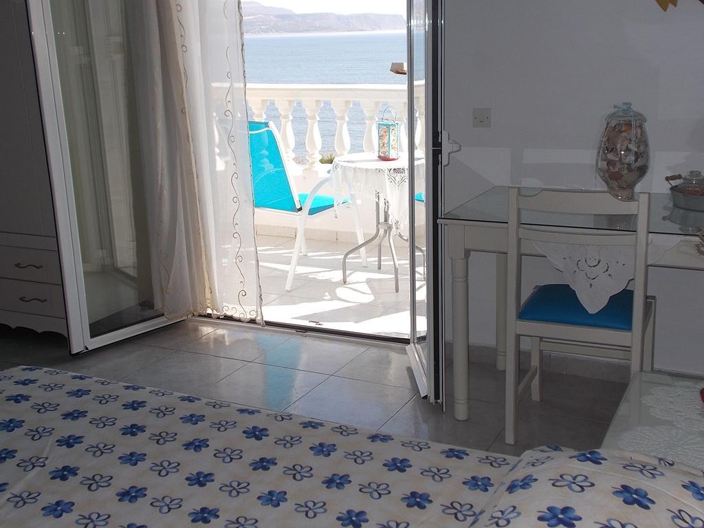 Dimitra's Sea-crafts Boutique