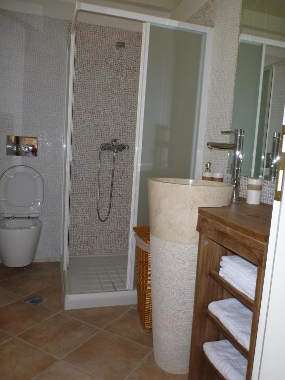 Bright Sun Apartment Chalki Town