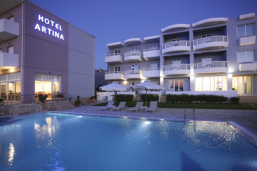 Artina 2* Marathopoli