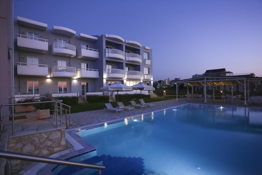 Aparthotel Artina