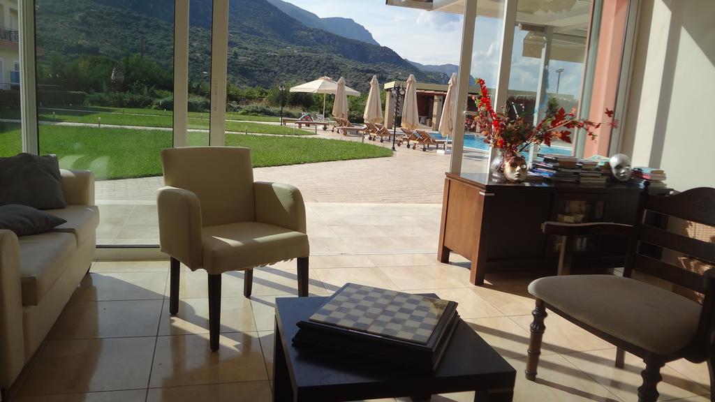 Royal Aparthotel