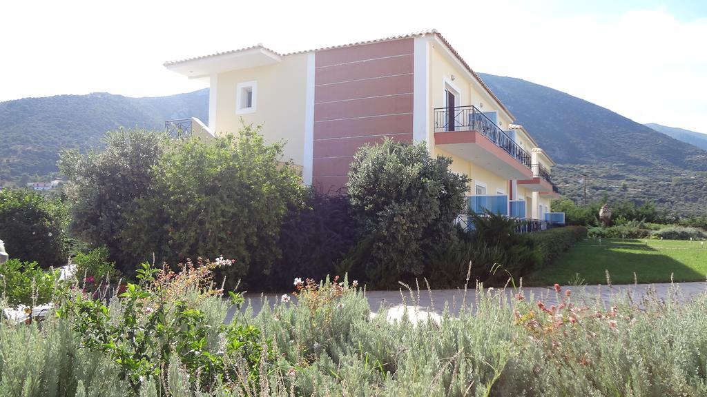 Aparthotel Royal Kalloni (Peloponnese)