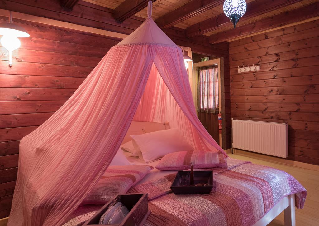 Colours' Chalet Synikia Mesi Trikalon