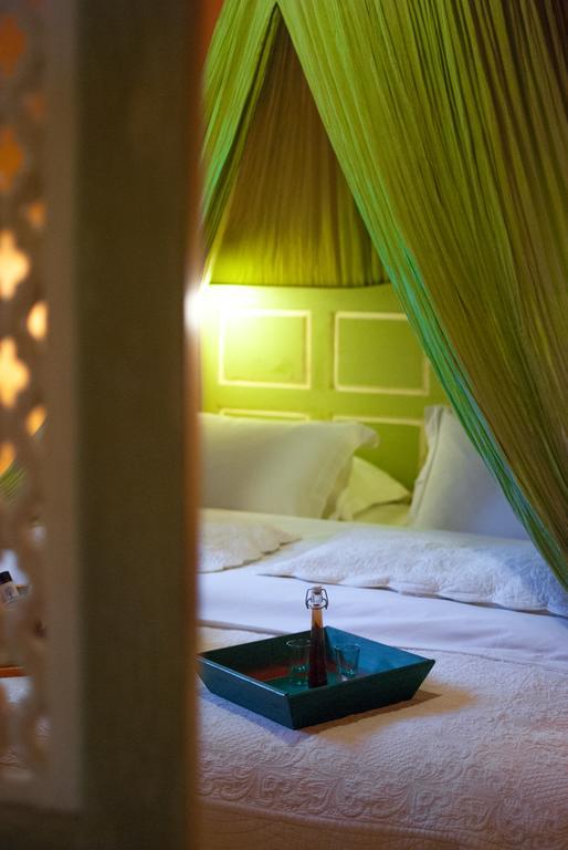 Colours' Chalet Guest house *