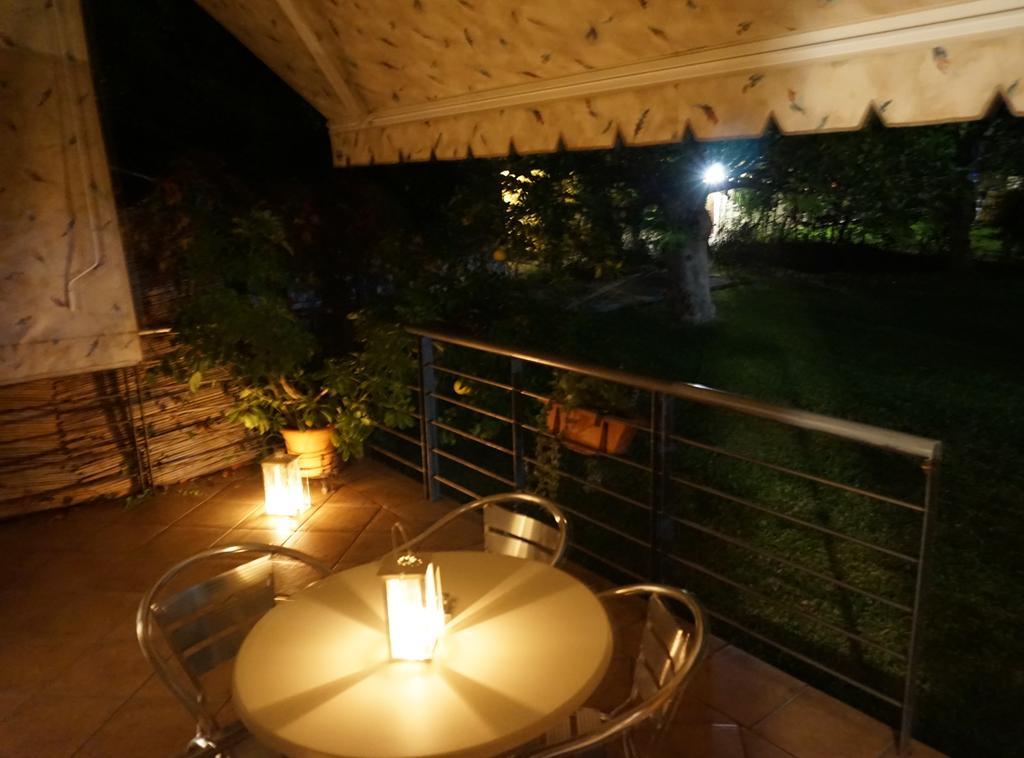 Apartment Anna's Studios Kamena Vourla