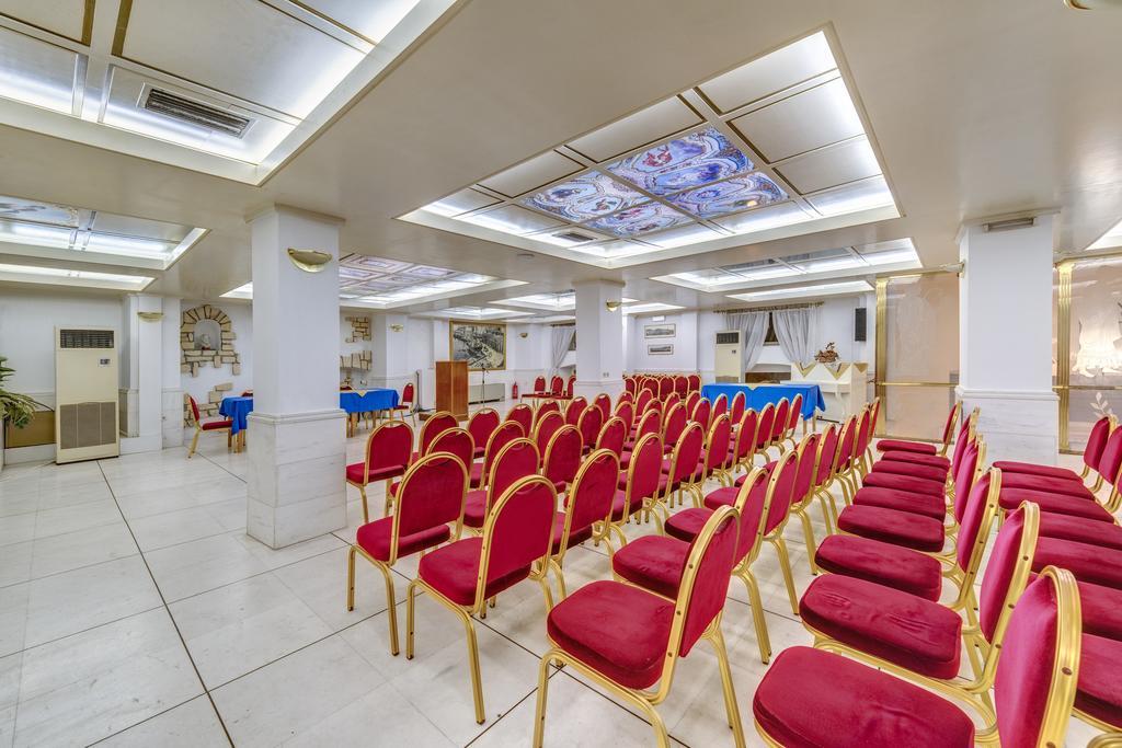 Hotel Halaris 2*