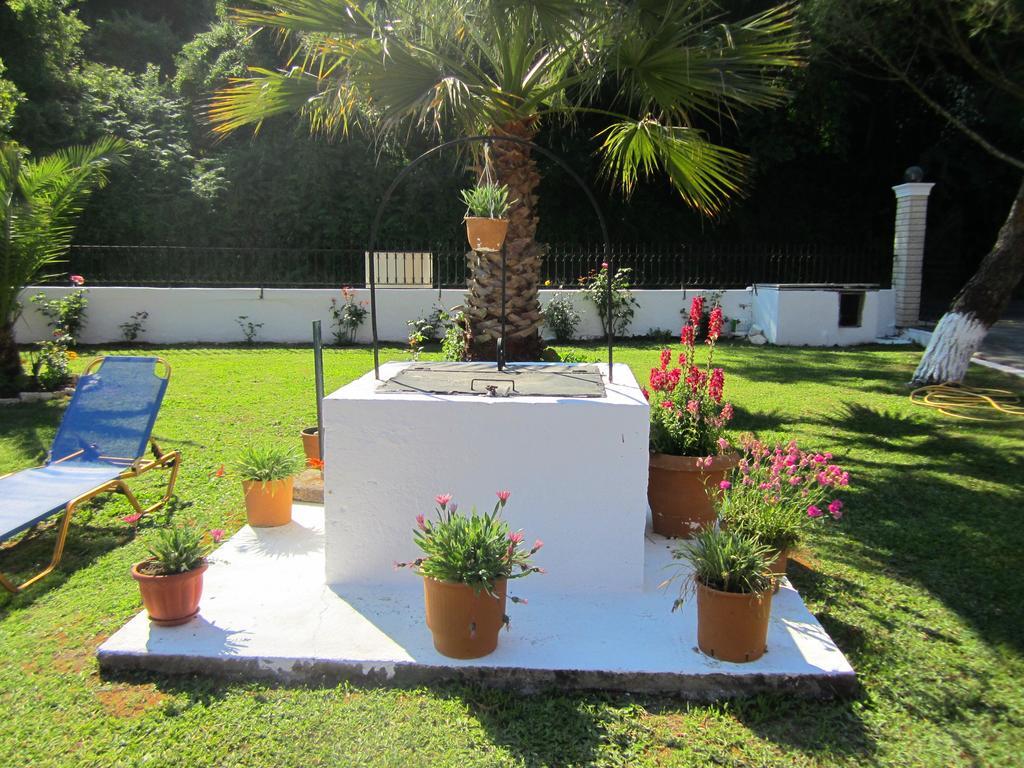 Apartment Varvara & I Peroulades (Corfu)
