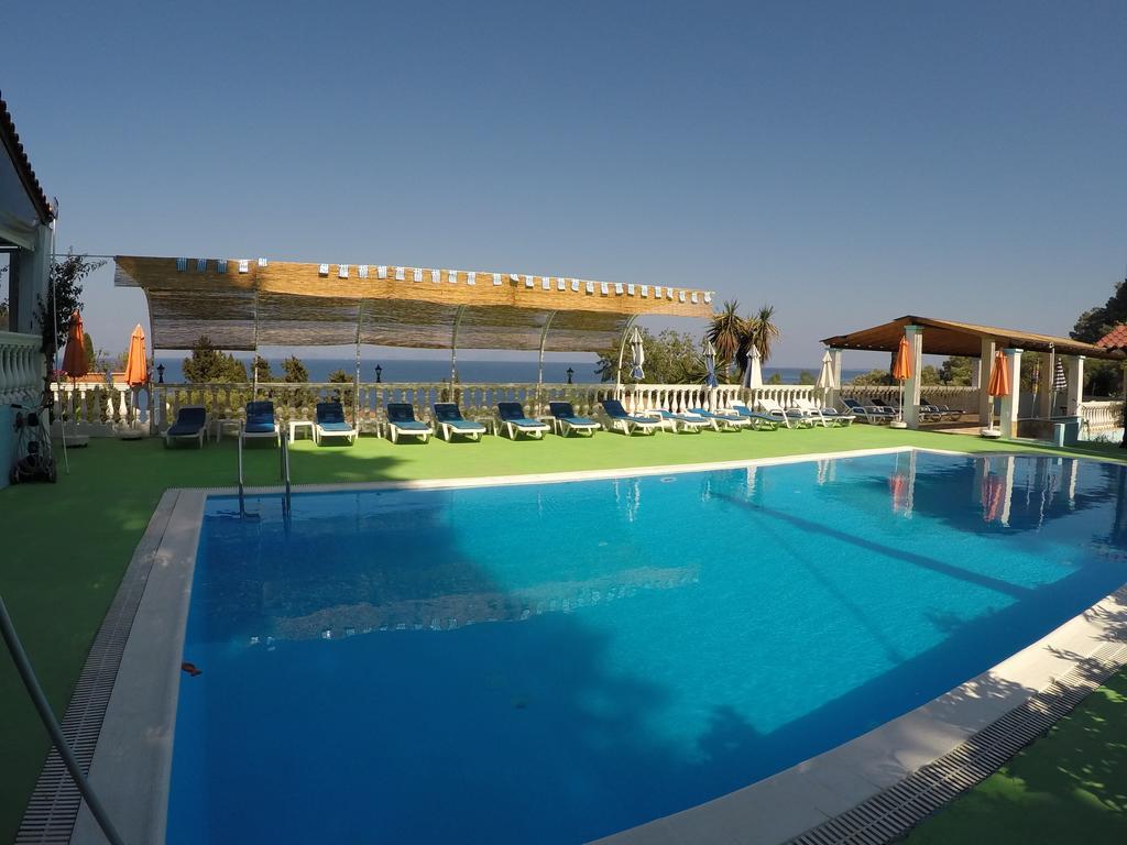 Corfu Andromaches 3* Achilleion