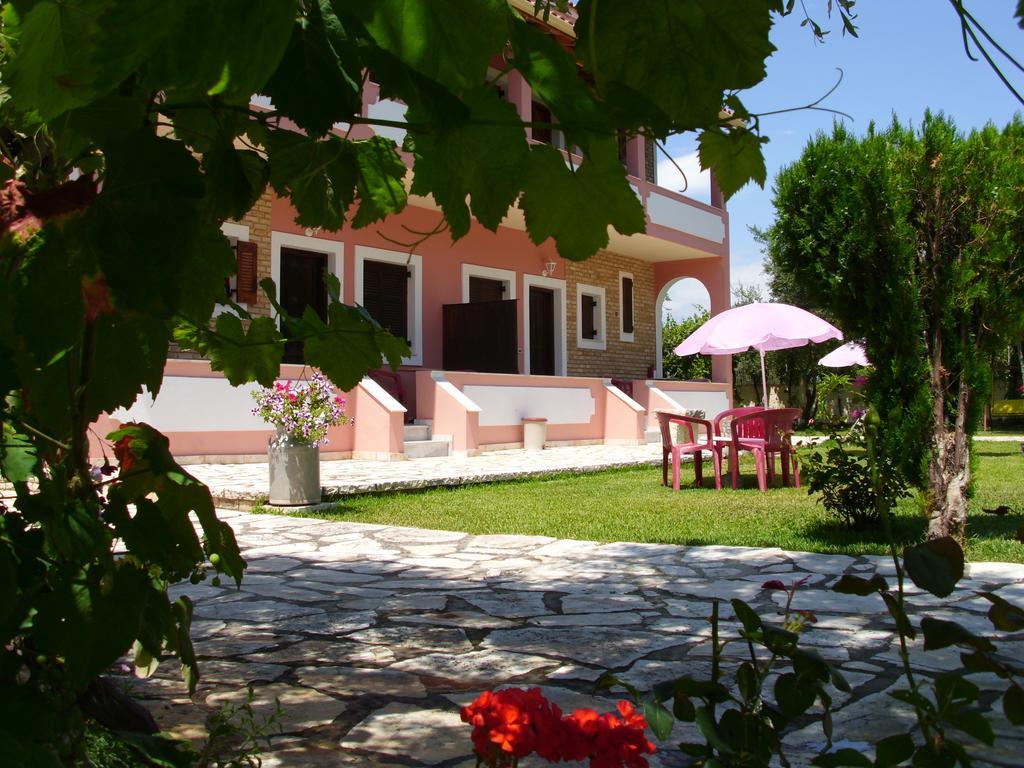 Apartment Olga's Garden Almiros Beach