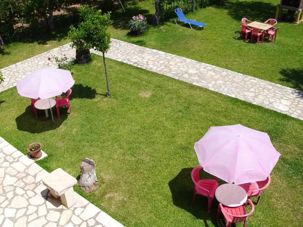 Olga's Garden Almiros Beach
