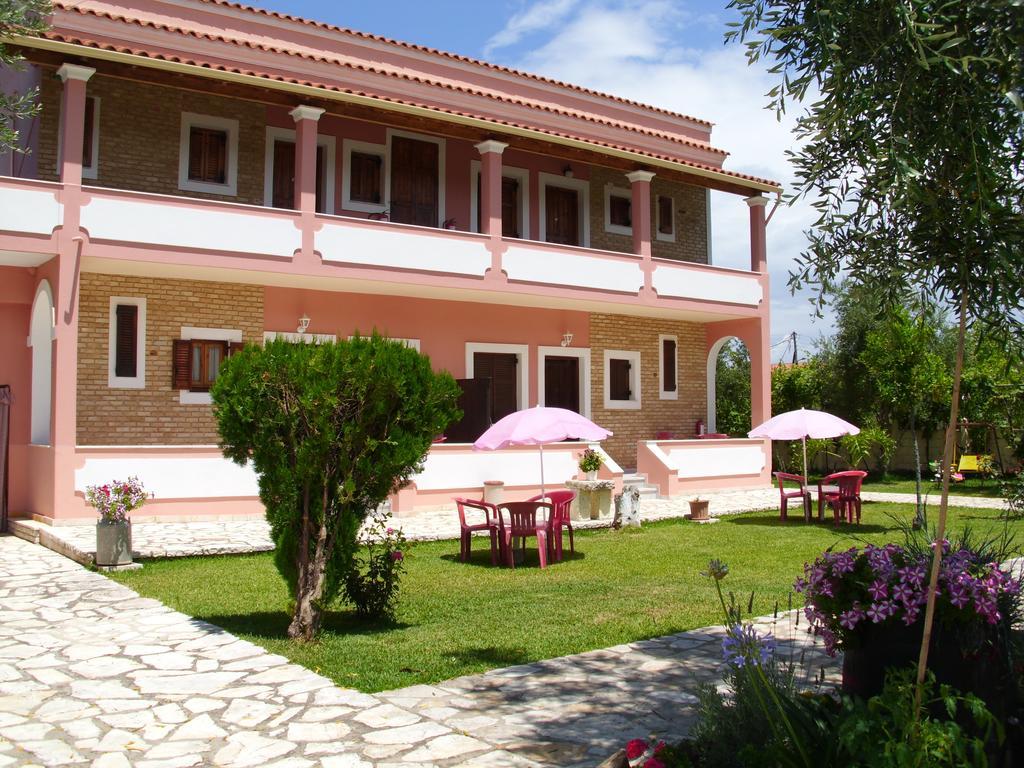 Apartment Olga's Garden