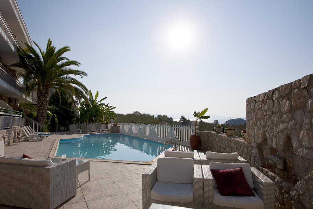 Viaros Aparthotel