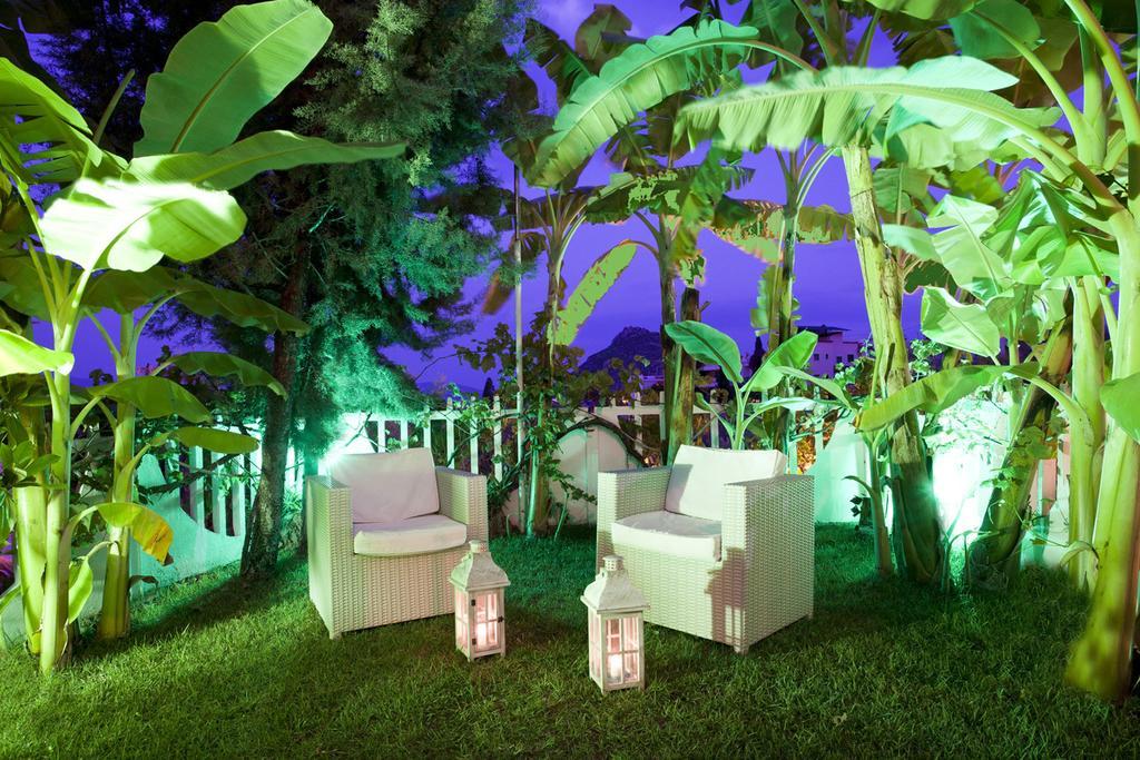 Aparthotel Viaros 3*