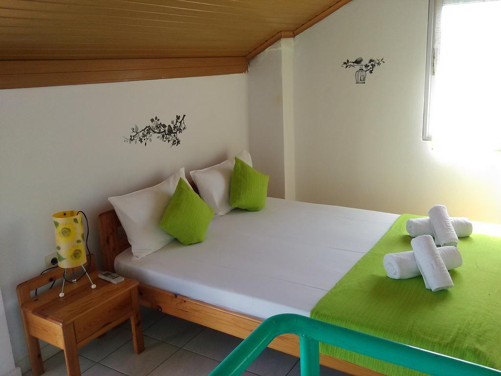 Apartment House Mantesos