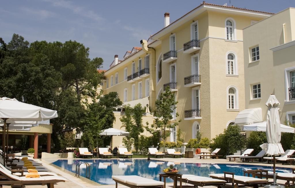 Pentelikon Hotel