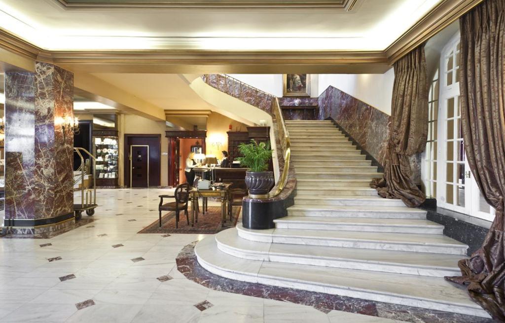 Hotel Pentelikon 5*