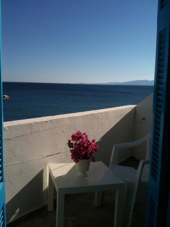 Anemoessa * Tinos