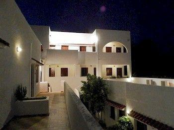 Aeolos Aparthotel Gythio