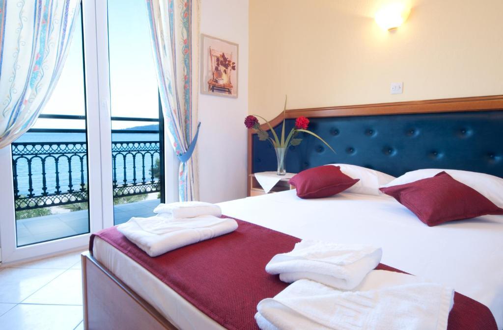 Fedra Hotel *