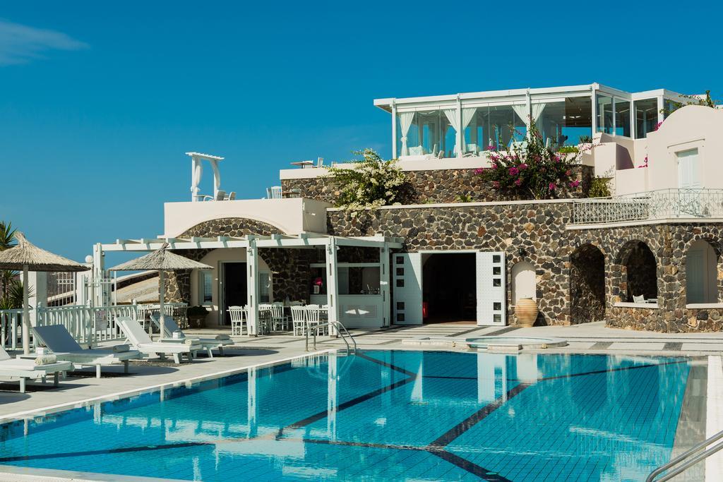 Pantheon Deluxe Hotel 4*