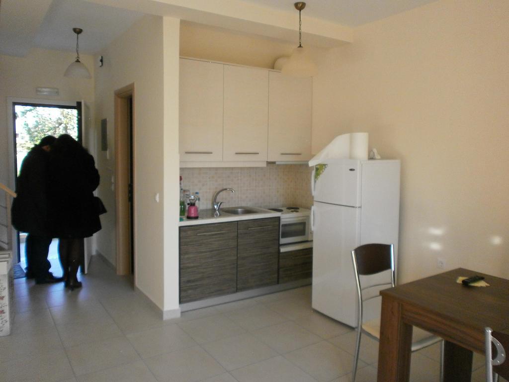 Artemis - Marina * Evia