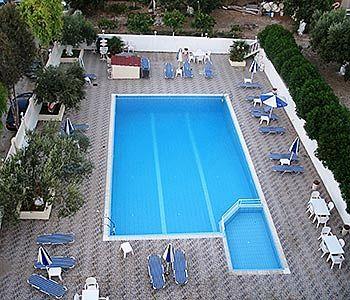 Regina & 2* Karpathos Town (Pigadia)