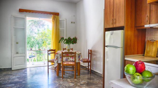 Apartment Dora Agios Georgios Pagon