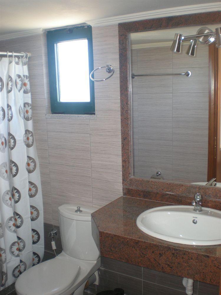 Mesogios Apartment