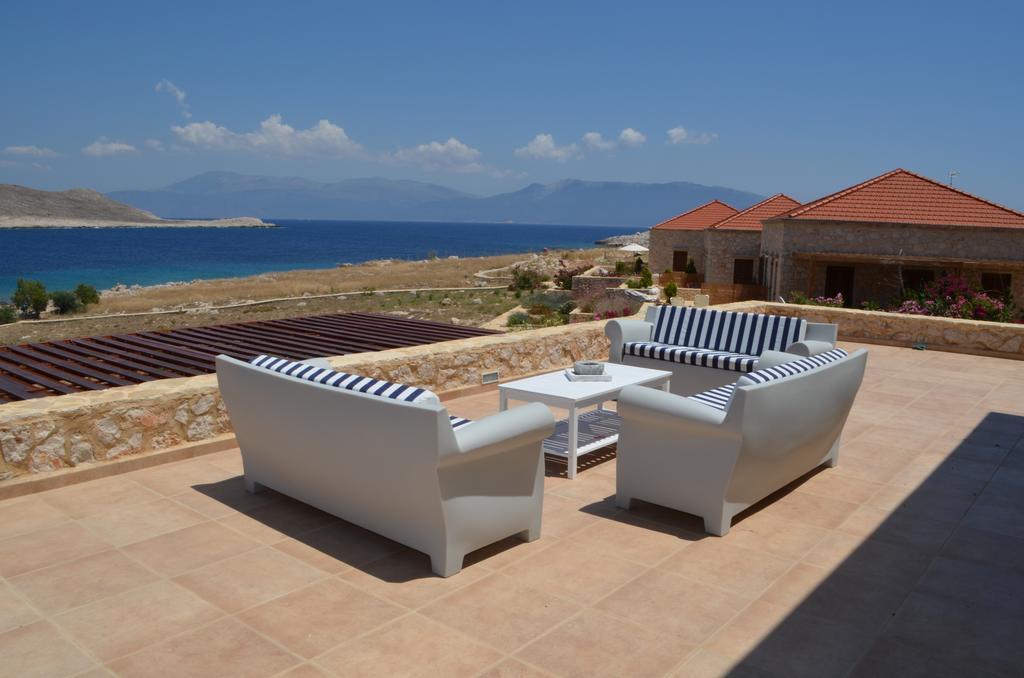Blu Chalki Town
