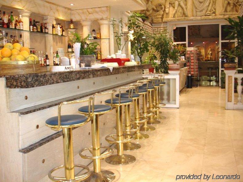 Hotel Hellinis 3*
