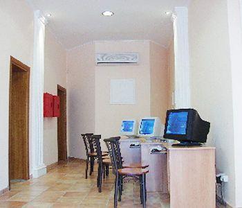 Neos Olympos Hostel